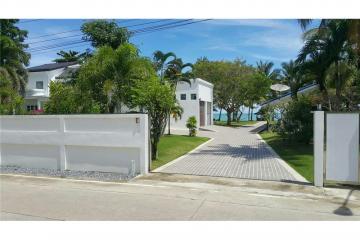 Stunning Absolute beachfront house for Sale - 920121030-3