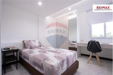 3 Bedrooms for RENT in Phrakhanong near BTS