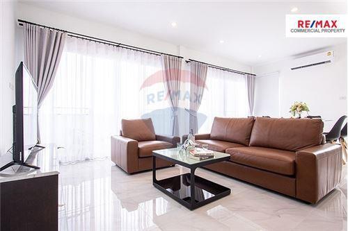 Penthouse for RENT in Phrakhanong near BTS