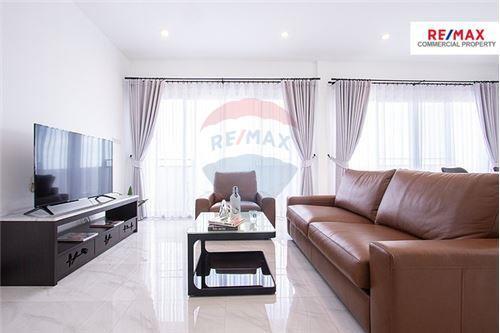 Penthouse for RENT in Phrakhanong near BTS - 920271016-251