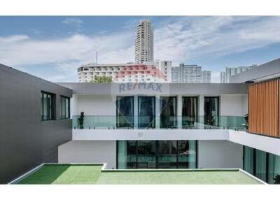 Luxury pool villa - 920311004-460