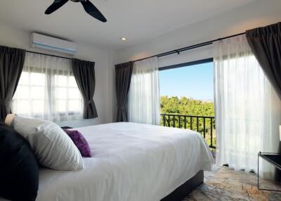 4 Bedroom Villa Yamu Sea view