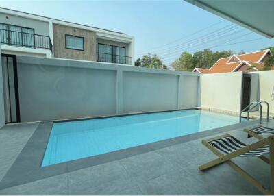 Pool Villa for Rent in Hivery Pool Villa 1