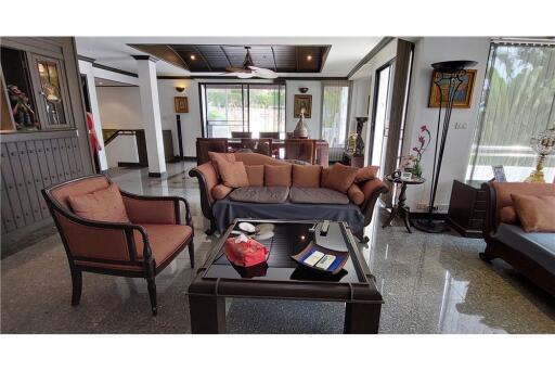 Amazing Beachfront Villa Condo in Foreign Name