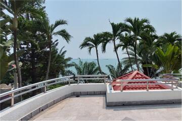 Amazing Beachfront Villa Condo in Foreign Name