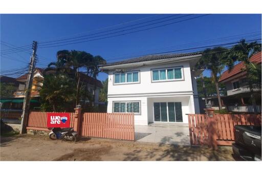 2 Storey house for sale Soi Noen Plub Wan