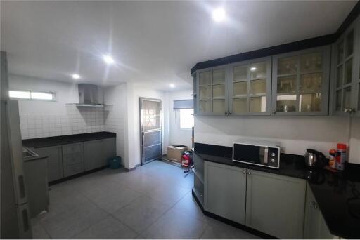 2 Storey house for sale Soi Noen Plub Wan