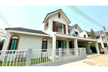 บ้านให้เช่าในโครงการใกล้ โรงเรียนเกรซ ใกล้ตลาดสดหา