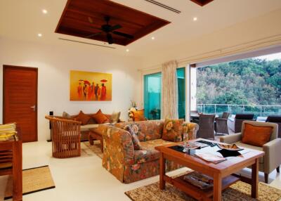 Sea View Penthouse in Kamala