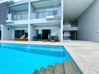 Sea View Pool Access Condo in Patong