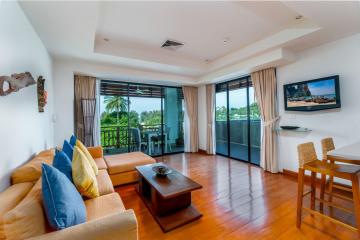 Fantastic 2 Bedrooms Pool Apartment and sea view!