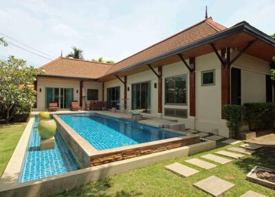 Modern Oriental-Style Pool Villa in NaiHarn