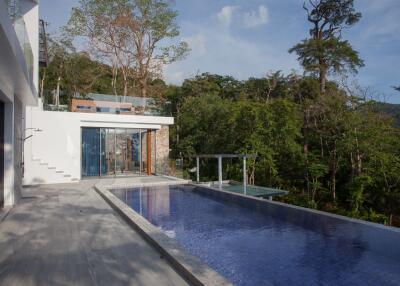 4 Bedroom Pool Villa in a Luxury Estate in Kamala