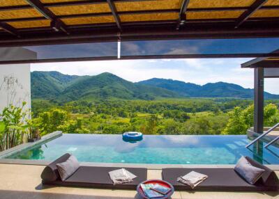 4-Bedroom pool villa with mountain view