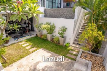 Modern Pool Villa in Prime Location in Bophut, Koh Samui