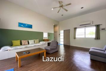 Beachside: 4 BR, 2 Pool Villa + House, Pran Buri