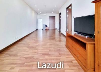 1 Bedroom 1 Bathroom 52.33 SQ.M Le Luk