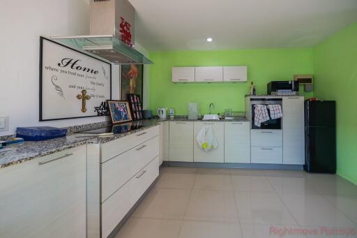 3 Bed House For Sale In Central Pattaya - The Oasis