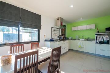 3 Bed House For Sale In Central Pattaya - The Oasis