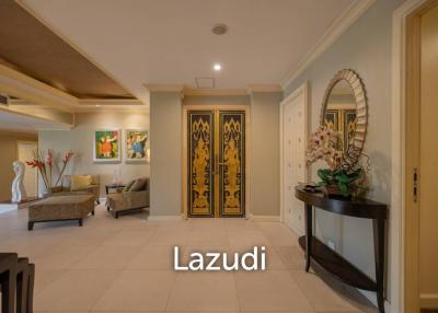 DUSIT THANI : Luxurious 4  Bed Beachfront Condo