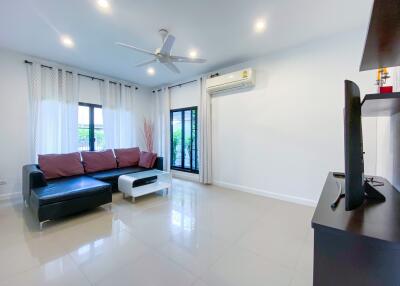 Hua Hin Hill Village 2 : 3 Bed Villa Near Town