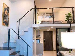 Price Reduced  For Rent 1 Bed Duplex Condo KnightsBridge Space Rama 9 only 5 minute walk to MRT Phraram 9