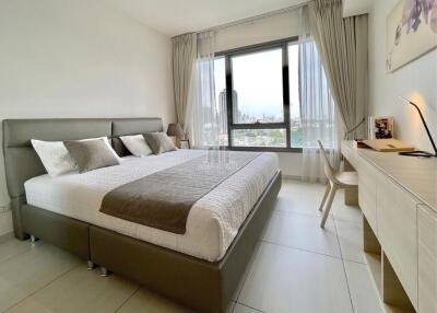 For Rent 45sqm 1 Bed Condo The Lofts Ekkamai 200m from BTS Ekamai