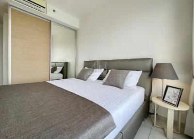 For Rent 45sqm 1 Bed Condo The Lofts Ekkamai 200m from BTS Ekamai