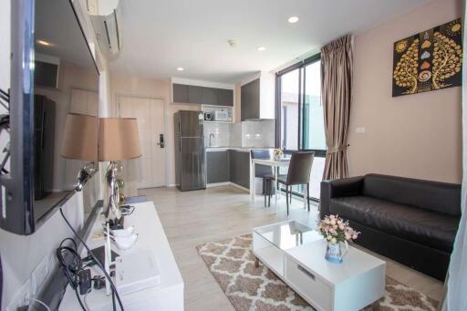 Excellent Location : One Bedroom Condo at The Nimman by Palm Springs Royal