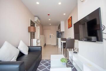 Ultimate Convenience at Nimman by Palm Springs Royal: One Bedroom Condo