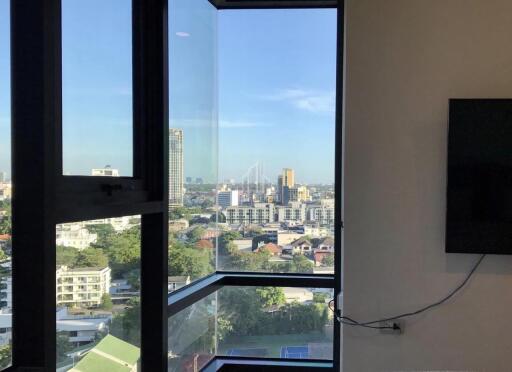 For Rent 2 Bed 2 Bath Condo Rhythm Sukhumvit 36 - 38 Only 400m from BTS Thonglor