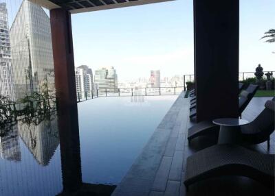 For Rent 2 Bed 2 Bath Condo The Lofts Asoke 200m from MRT Phetchaburi