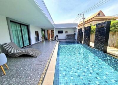 Modern Poolvilla at Chak Nok for sale