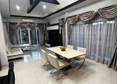 Poolvilla with 2 bedrooms in Huay Yai for sale