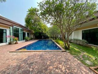 Bali-style Poolvilla in a great development for sale