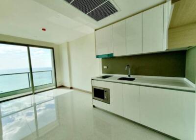 Brand new Condo with 1 Bedroom in Riviera Jomtien