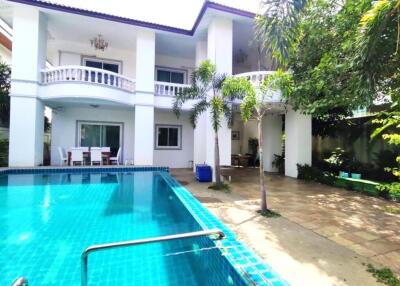 House with 7 bedrooms in South Pattaya for sale