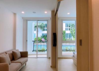 Condo with 1 bedroom and beautiful pool view