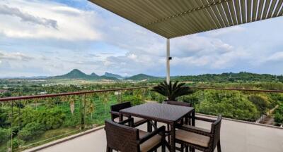 Lovely 3 bedroom penthouse with panoramic mountain view