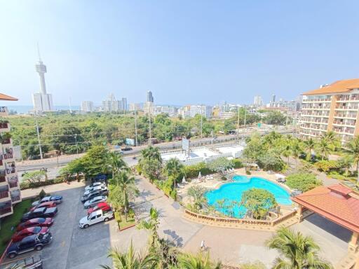 Large Sea View Condo with 2 Bedrooms