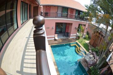 Property consisting of 3 villas for sale