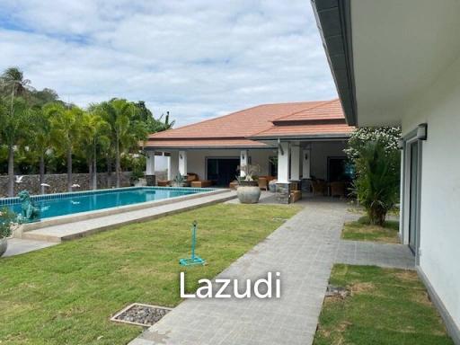 WHITE LOTUS 2 : Beautiful Bali design 5 Bed Pool Villa with amazing mountain views