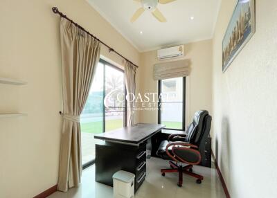 House For Sale And Rent Mabprachan/Pong