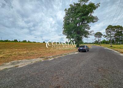 Land For Sale Huay Yai