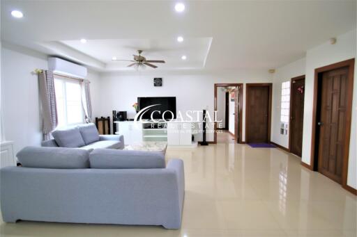 House For Sale And Rent East Pattaya