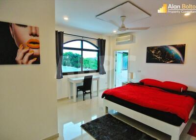 6 Bed 7 Bath in East Pattaya ABPC0590