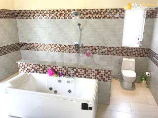 5 Bed 6 Bath in East Pattaya ABPC0358