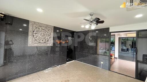 4 Bed 5 Bath in Jomtien ABPC0260