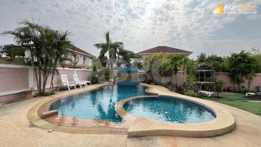 4 Bed 5 Bath in Jomtien ABPC0260