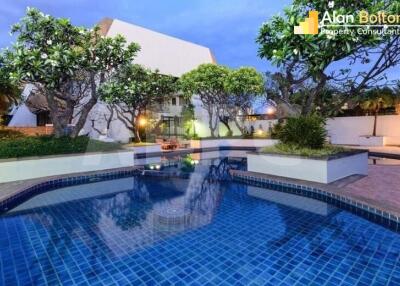 3 Bed Duplex Jomtien Beach